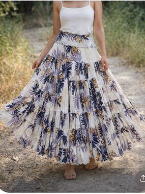 Anthropologie Odille Floral Full Tired Long Skirt size 4